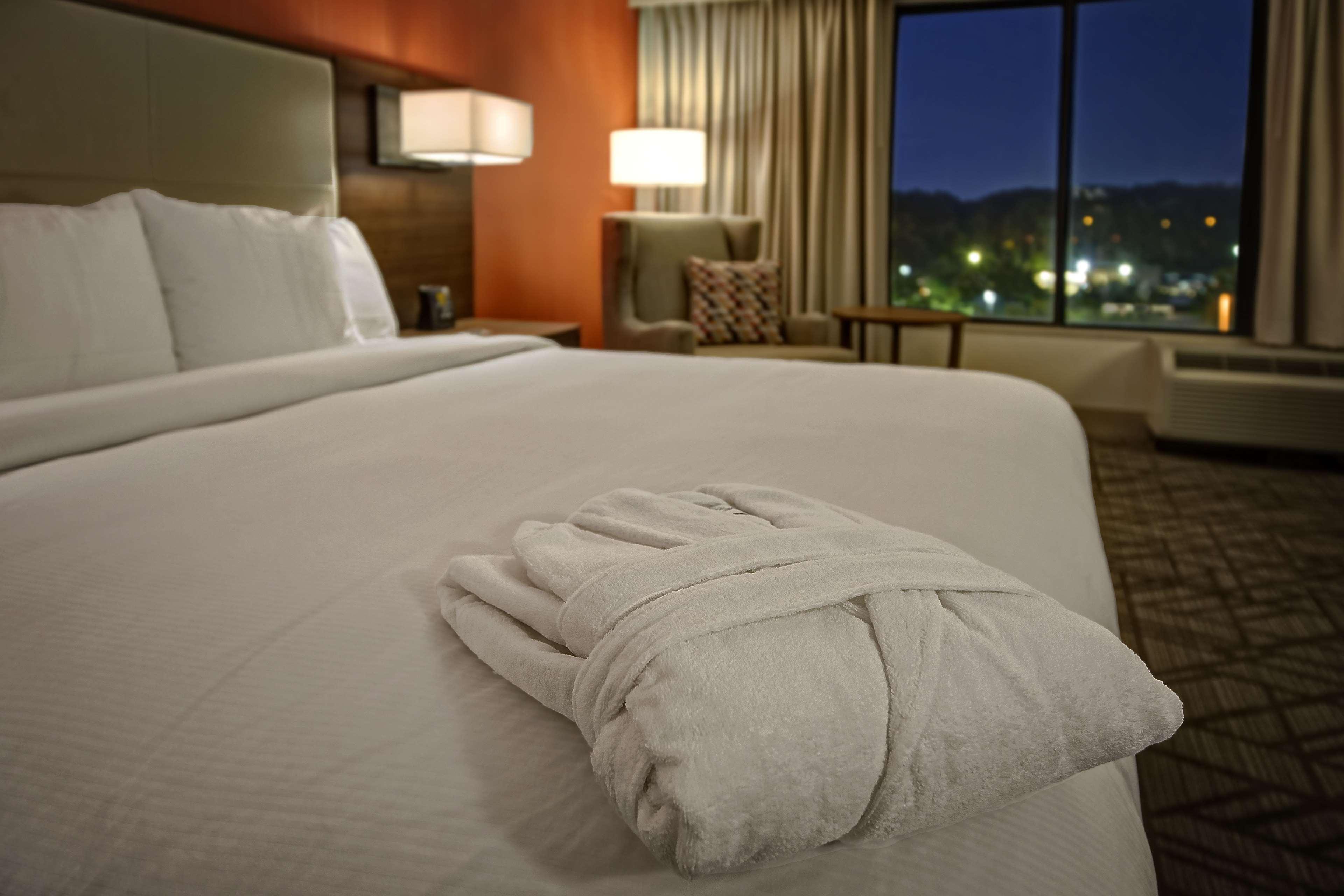 Hilton Knoxville Airport Alcoa Exterior foto